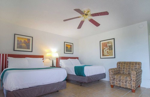 Perry Hotel | American Best Inn By OYO I-35 Perry near Lake McMurtry