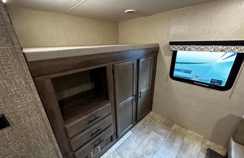 Plaue Other | American Camping im US-Wohnwagen