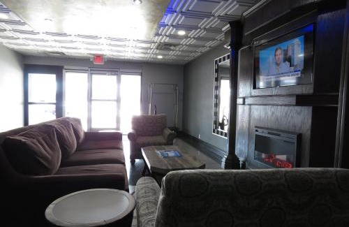 Ferndale Hotel | American Inn & Suites
