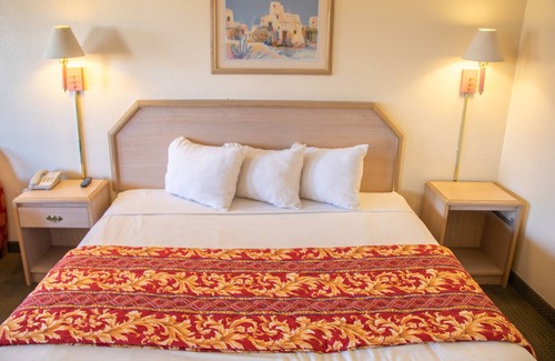 Interchange Square Hotel | American Inn