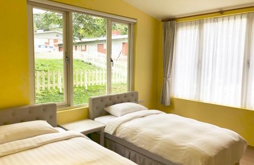 Shilin Hotel | American Village Resort