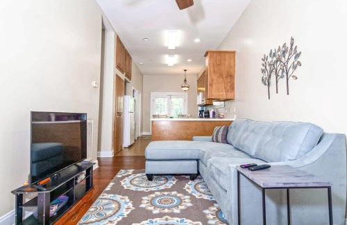Columbus House | Americana Cottage Closest Historic BnB to Benning