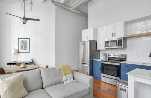 Sans Souci Apartment | AmericanSpinningMill 2BD 2