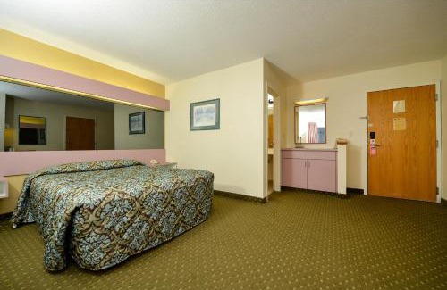 East Syracuse Hotel | Americas Best Value Inn - East Syracuse