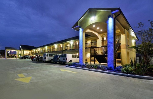 Lake Charles Hotel | Americas Best Value Inn Lake Charles Interstate 210