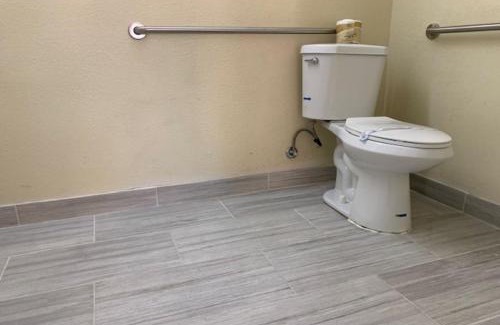 Yucca Valley Hotel | Americas Best Value Inn and Suites -Yucca Valley