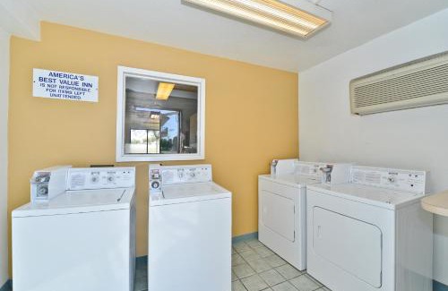 Amarillo Hotel | Americas Best Value Inn Amarillo Airport/Grand Street