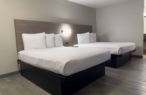 North Loop Hotel | Americas Best Value Inn Austin University