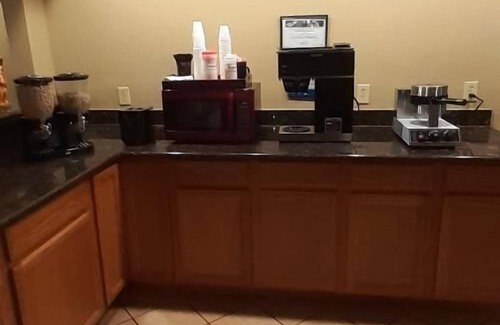 Caldwell Hotel | Americas Best Value Inn Caldwell