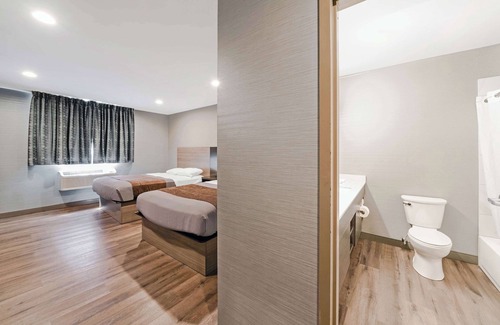 Foxboro Hotel | Americas Best Value Inn Foxboro
