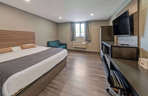 Foxboro Hotel | Americas Best Value Inn Foxboro