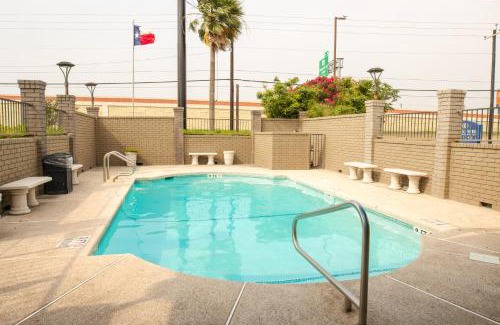 Harlingen Hotel | Americas Best Value Inn Harlingen
