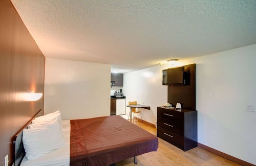 Heath Hotel | Americas Best Value Inn Heath Newark