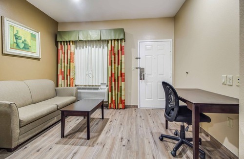 Tomball Hotel | Americas Best Value Inn & Suites Tomball