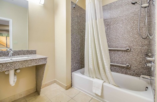 Tomball Hotel | Americas Best Value Inn & Suites Tomball