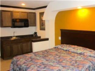 Brenham Hotel | Americas Best Value Inn & Suites Brenham
