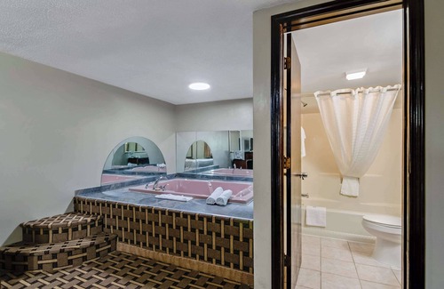 Torrington Hotel | Americas Best Value Inn Torrington CT