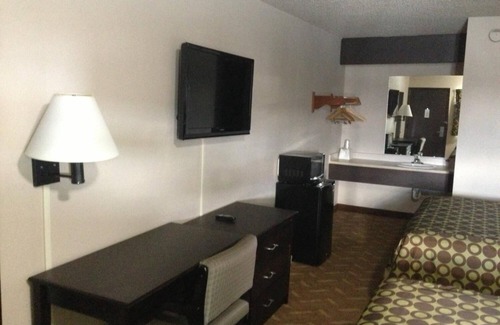 Independence Hotel | Americas Best Value Inn Kansas City E Independence