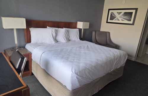 Rockford Hotel | Americas Best Value Inn Rockford