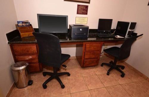 San Benito Hotel | Americas Best Value Inn & Suites San Benito