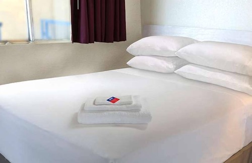Story City Hotel | Americas Best Value Inn Story City