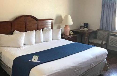 Sault Ste. Marie Hotel | Americas Best Value Inn Sault Ste. Marie