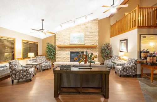 Ankeny Hotel | AmericInn by Wyndham Ankeny/Des Moines