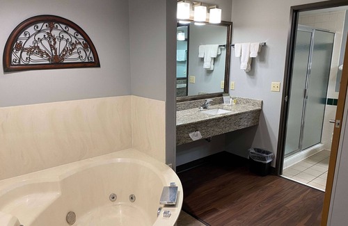 Chanhassen Hotel | AmericInn by Wyndham Chanhassen