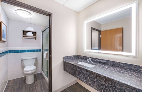 Proctor Hotel | AmericInn by Wyndham Duluth South Black Woods Event Center