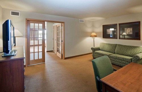 Fort Pierre Hotel | AmericInn by Wyndham Fort Pierre - Conference Center