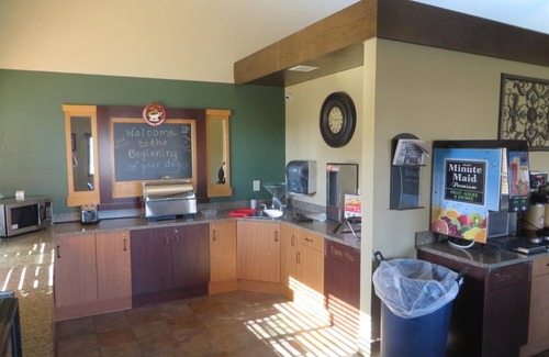 Forest Lake Hotel | AmericInn by Wyndham Forest Lake