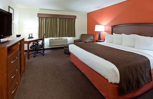 Grafton Hotel | AmericInn by Wyndham Grafton