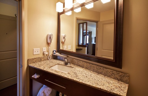 Hartford Hotel | AmericInn by Wyndham Hartford SD