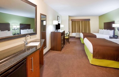 Hartford Hotel | AmericInn by Wyndham Hartford SD