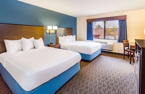 Long Lake Hotel | AmericInn by Wyndham Hotel and Suites Long Lake