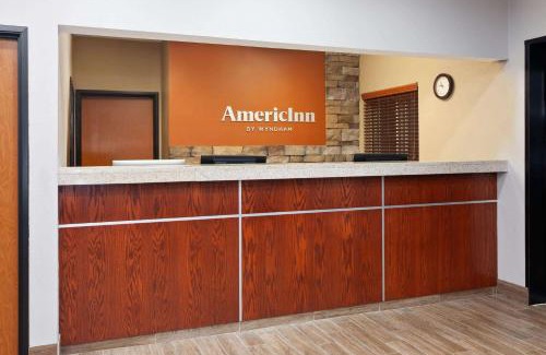 Hudson Hotel | AmericInn by Wyndham Hudson