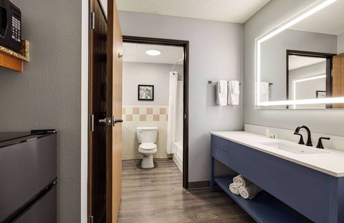 Lincoln Hotel | Americinn by Wyndham Lincoln South