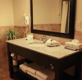 McAlester Hotel | AmericInn by Wyndham McAlester