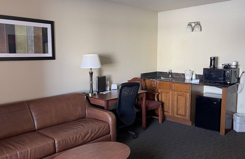 New London Hotel | AmericInn by Wyndham New London