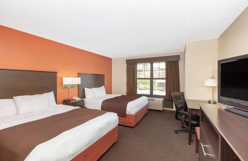 Ottumwa Hotel | AmericInn by Wyndham Ottumwa