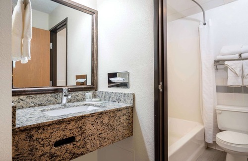 Park Rapids Hotel | AmericInn by Wyndham Park Rapids