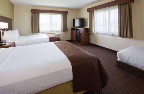 Rice Lake Hotel | AmericInn by Wyndham Rice Lake