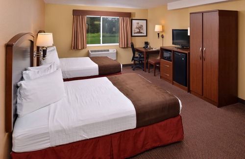 St. Cloud Hotel | AmericInn by Wyndham St. Cloud MN I-94