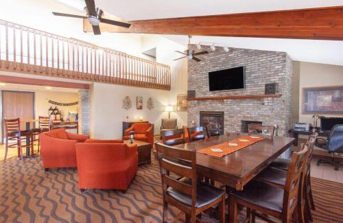 St. Cloud Hotel | AmericInn by Wyndham St Cloud MN I-94