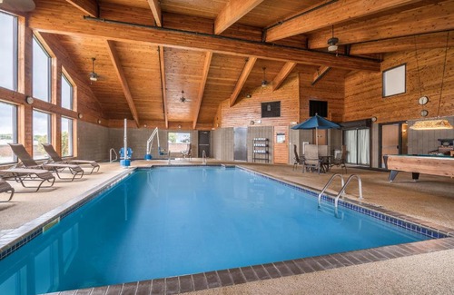 Detroit Lakes Hotel | AmericInn by Wyndham Detroit Lakes