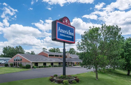 Detroit Lakes Hotel | AmericInn by Wyndham Detroit Lakes