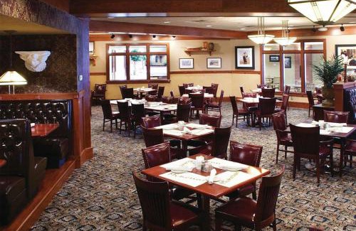 Watertown Hotel | AmericInn by Wyndham Watertown