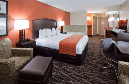Waupun Hotel | AmericInn by Wyndham Waupun