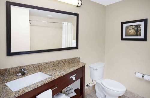 Waupun Hotel | AmericInn by Wyndham Waupun