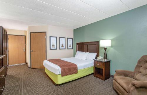 West Salem Hotel | AmericInn by Wyndham West Salem